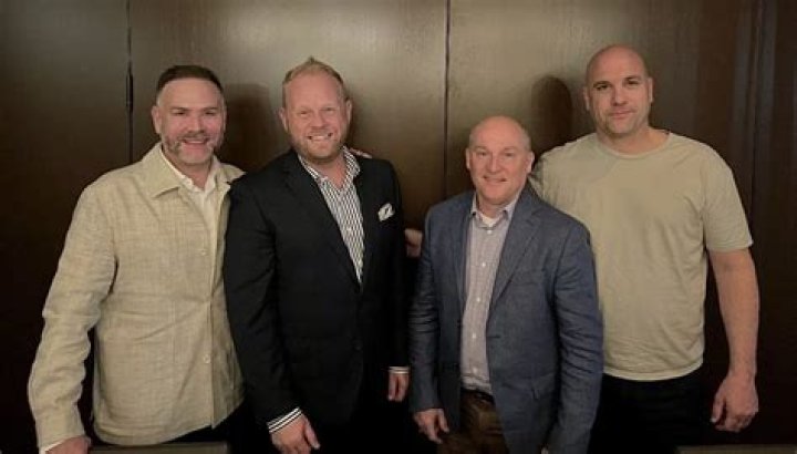 Dailey & Vincent Signs With Morris Higham Management
