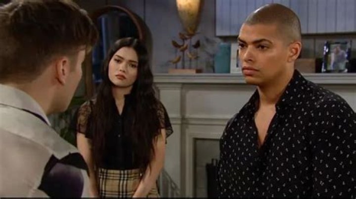 Eric Assigns Zende As Luna's Mentor