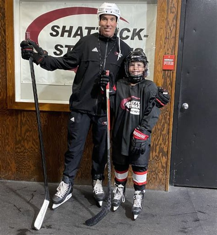 How To Hockey - Coach Jeremy Youtuber overview