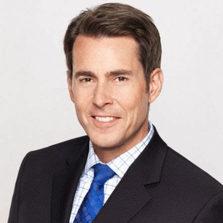 Sports Illustrated writer Tom Verducci Bio-salary, net worth, married, affair, dating, relationship, children, career, wife