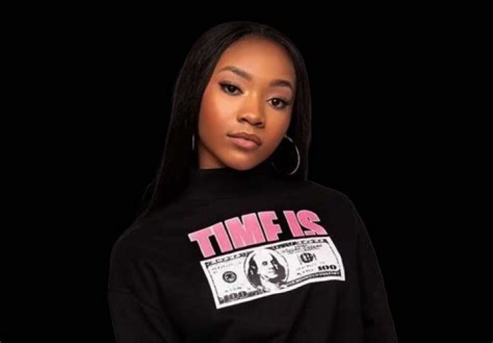 theemyanicole net worth, income and estimated earnings of Youtuber channel