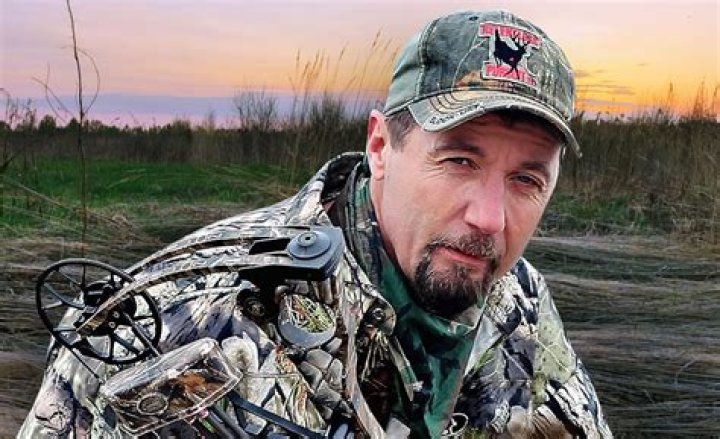 Tim Wells Bow Hunter video statistics