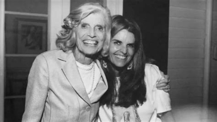 Who Gave Birth To The Former First Lady Of California? How Did She Handle Her Mother’s Death?